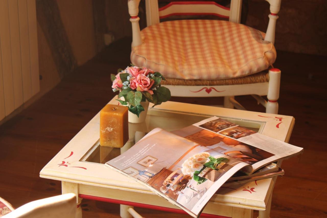 La Roseraie Hotel Restaurant Монтиньяк Экстерьер фото