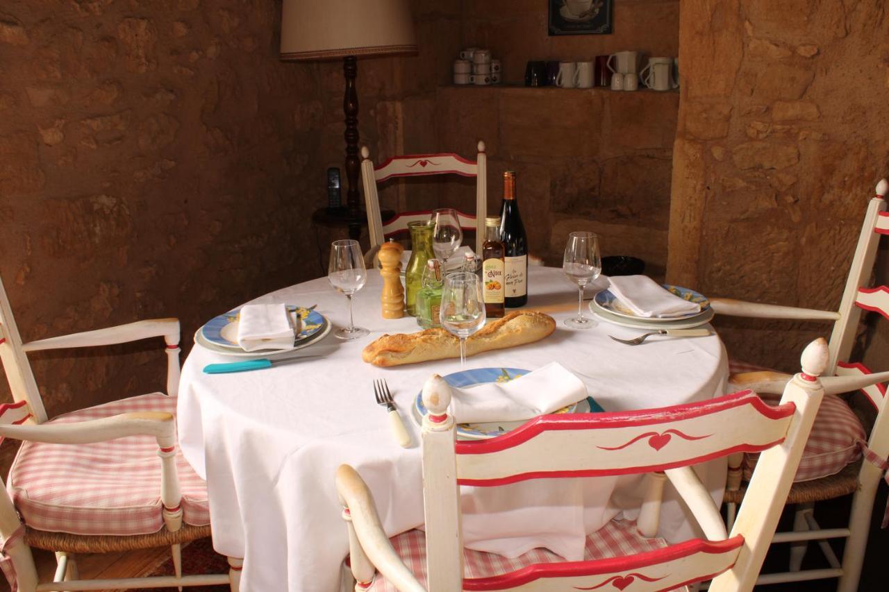 La Roseraie Hotel Restaurant Монтиньяк Экстерьер фото