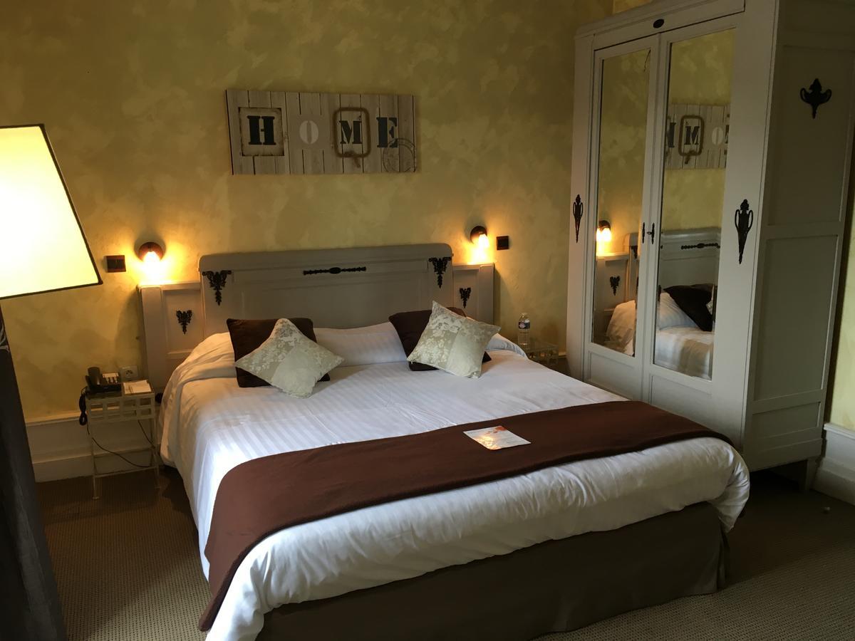 La Roseraie Hotel Restaurant Монтиньяк Экстерьер фото